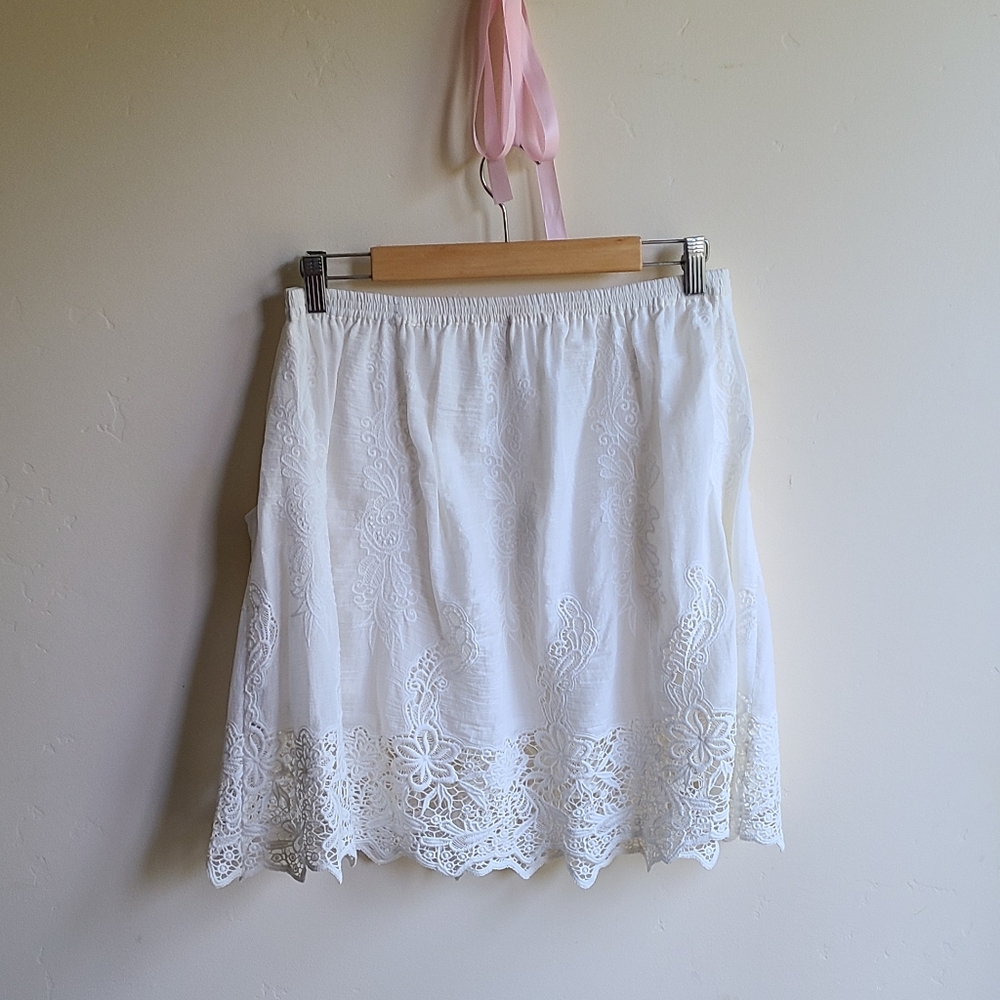 SWAPPED NWT Magnolia Mini Skirt - Picture 4 of 10